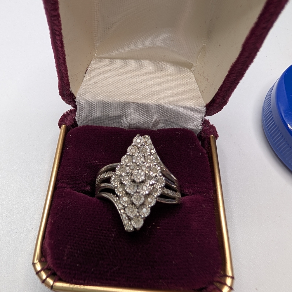 💥Genuine Diamond Cluster Cocktail Ring SZ 7 Set In Sterling Silver